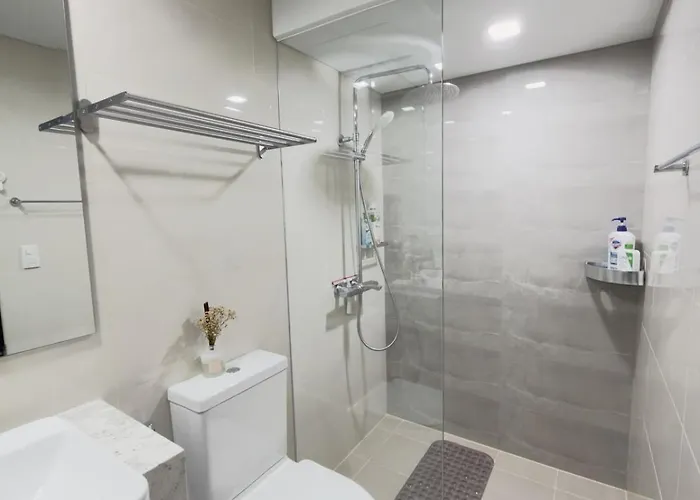 Park Mckinley West 1br *